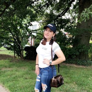 Meet your Posher, Silvia